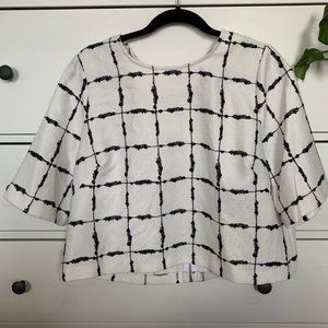 White and Black BCBG Generation Box-Top Shirt - L